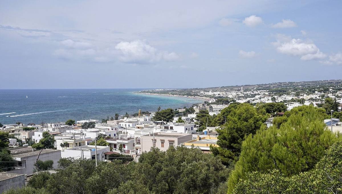 La costa del Salento dalla collina
